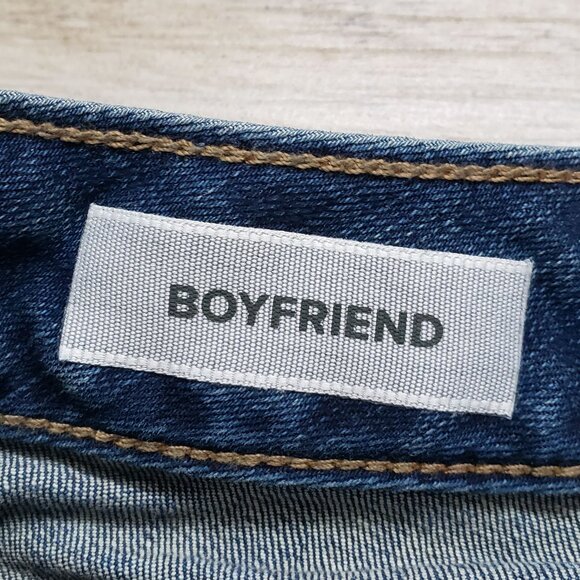 Torrid Bermuda Jeans Women's Distressed Frayed Medium Wash Stretchy Blue 20 - Picture 3 of 6